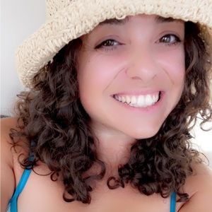 Meet your Posher, Juliet